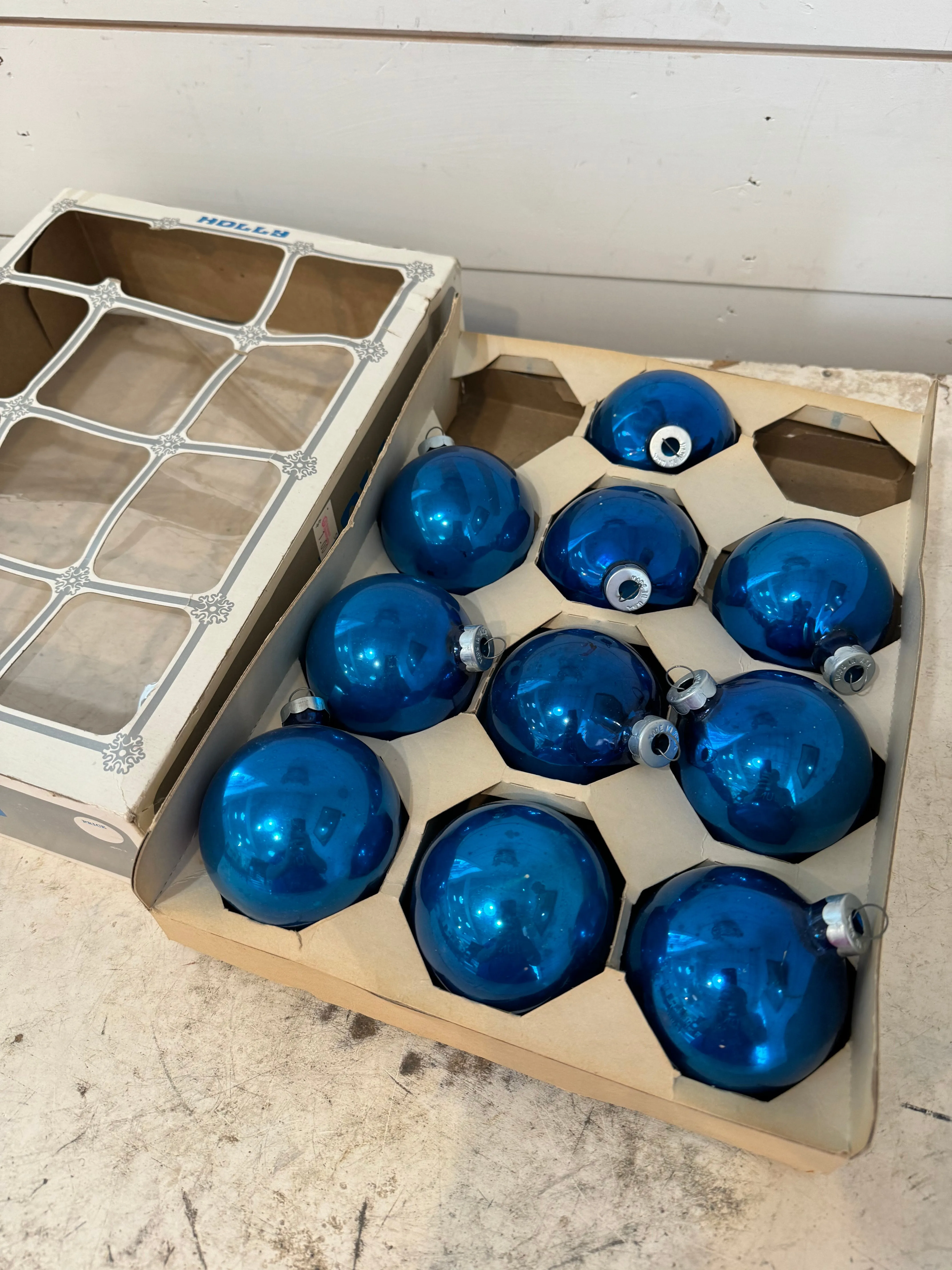 10 Blue Vintage Holly Ornaments