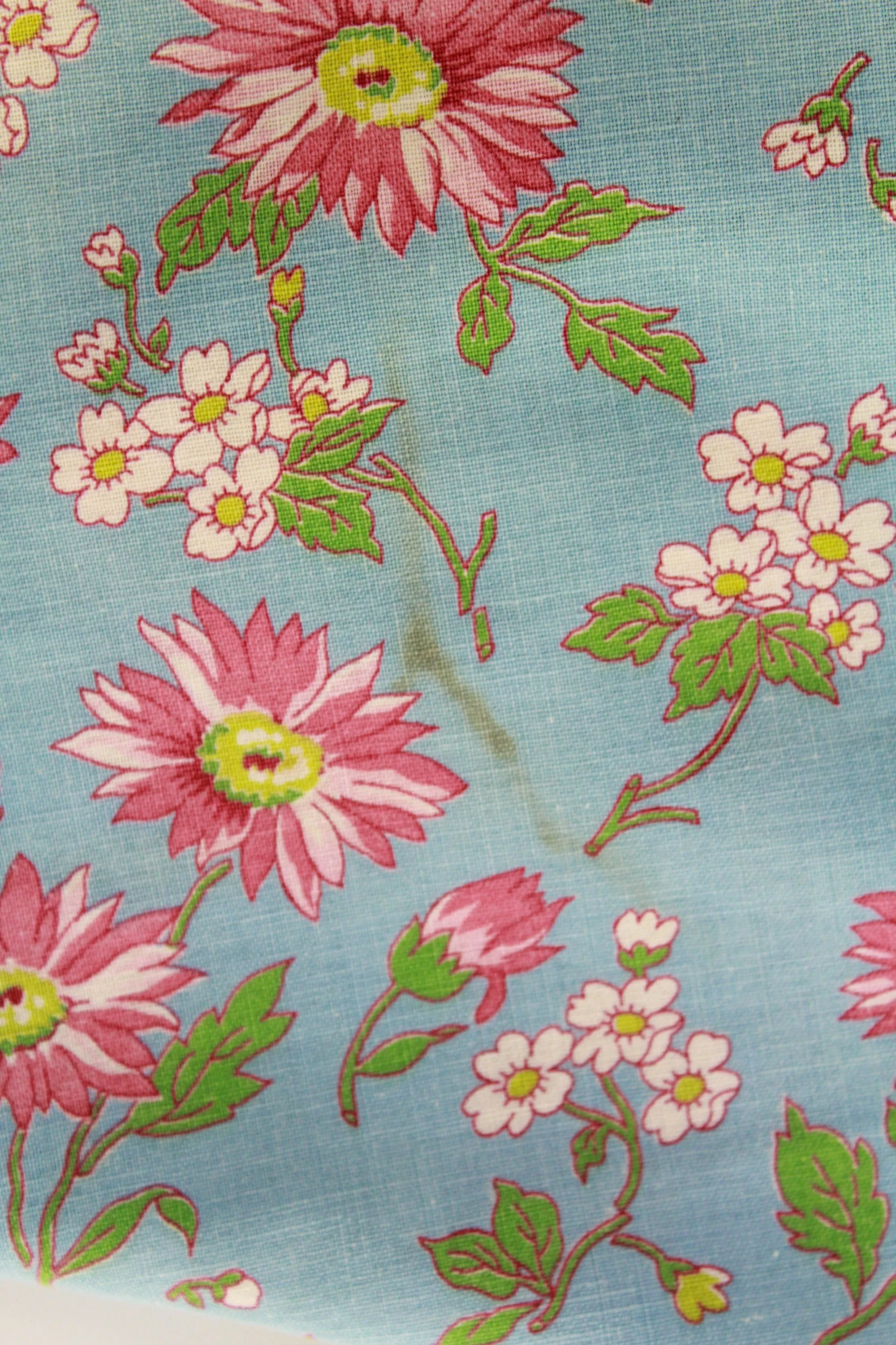1940s Daisy Print Cotton Duvet Cover, 71" x 68"
