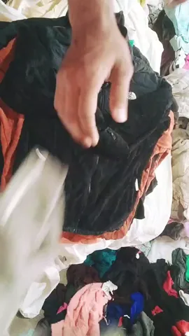 30 pieces of the north face of  fleece