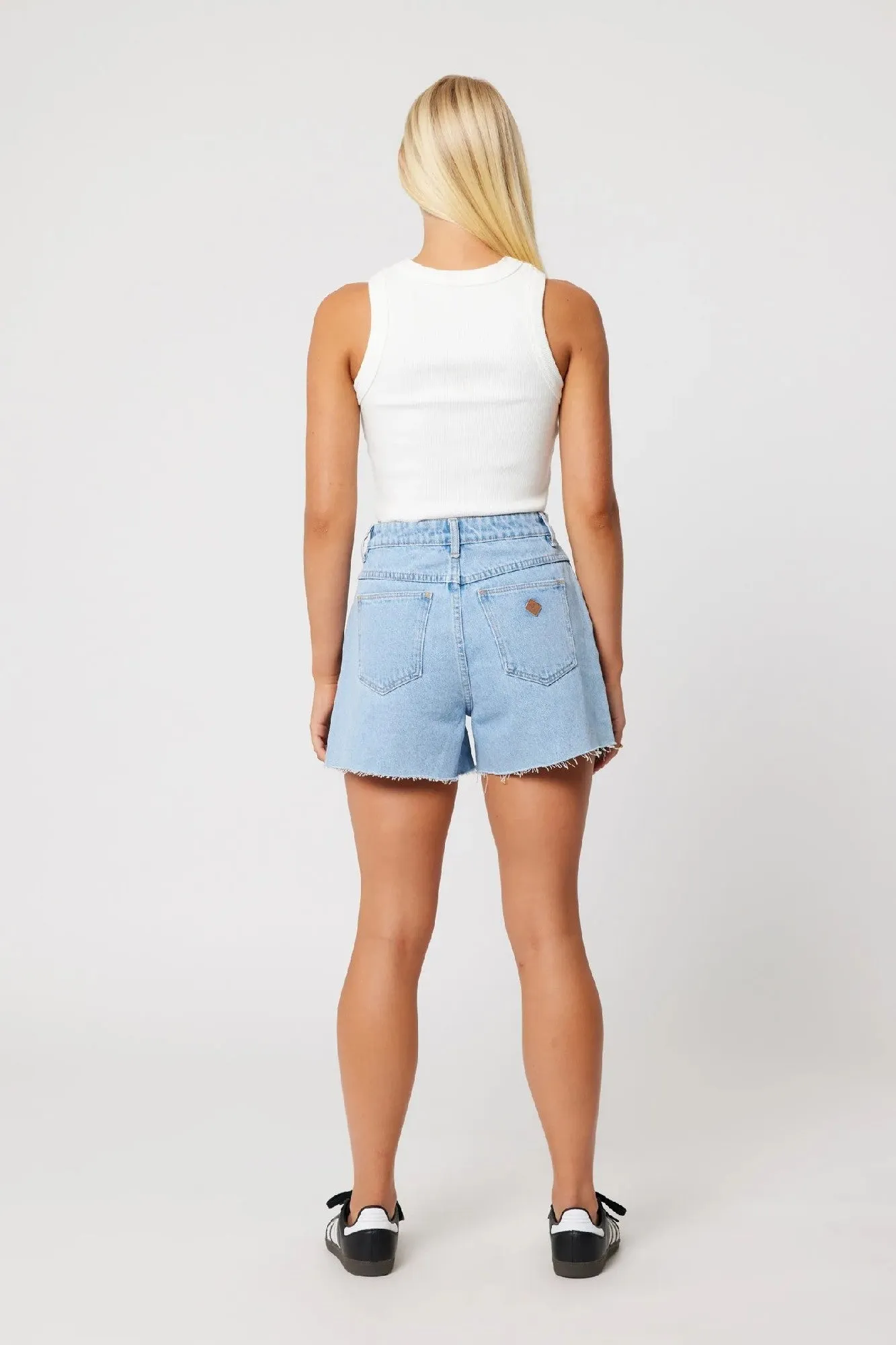 Abrand Venice Denim Short - Kendall