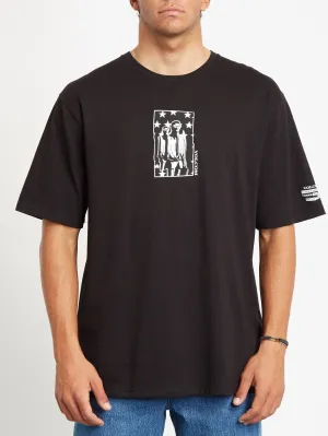 Adgreedment T-shirt - BLACK
