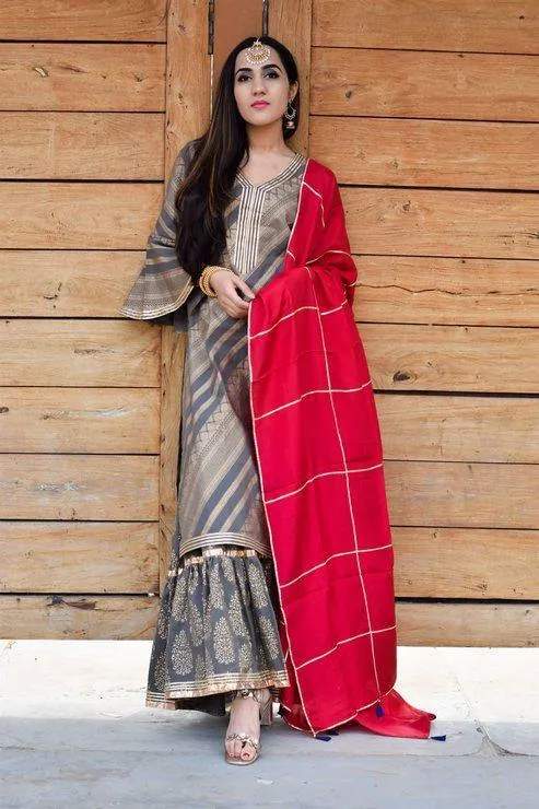 Ambi Sharara  Set