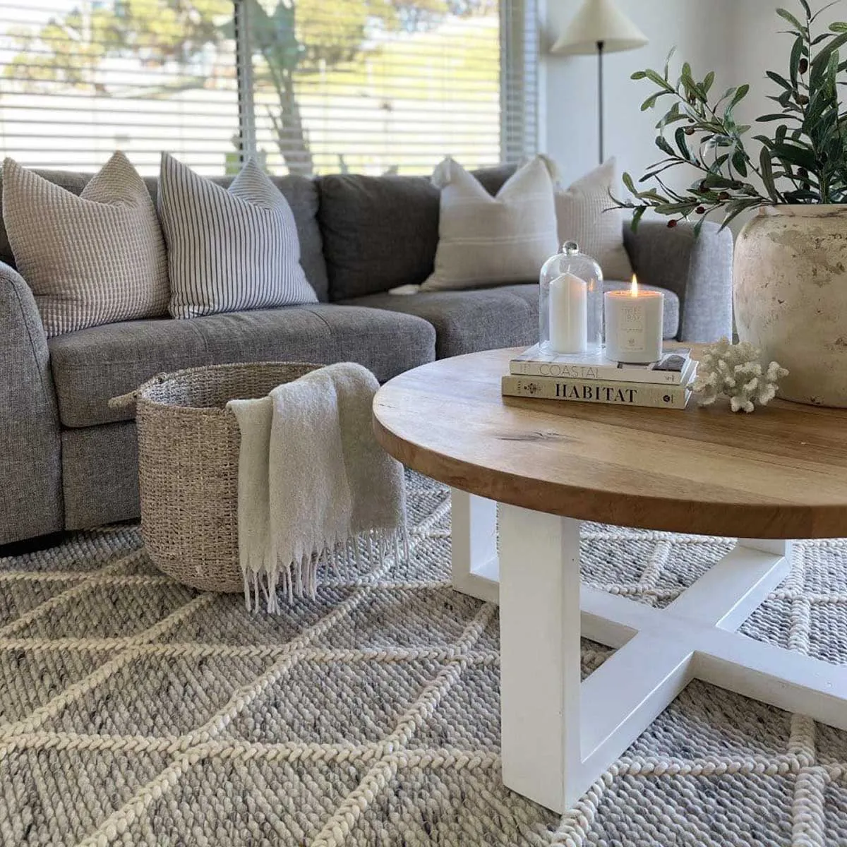 Anja Lattice Wool Rug