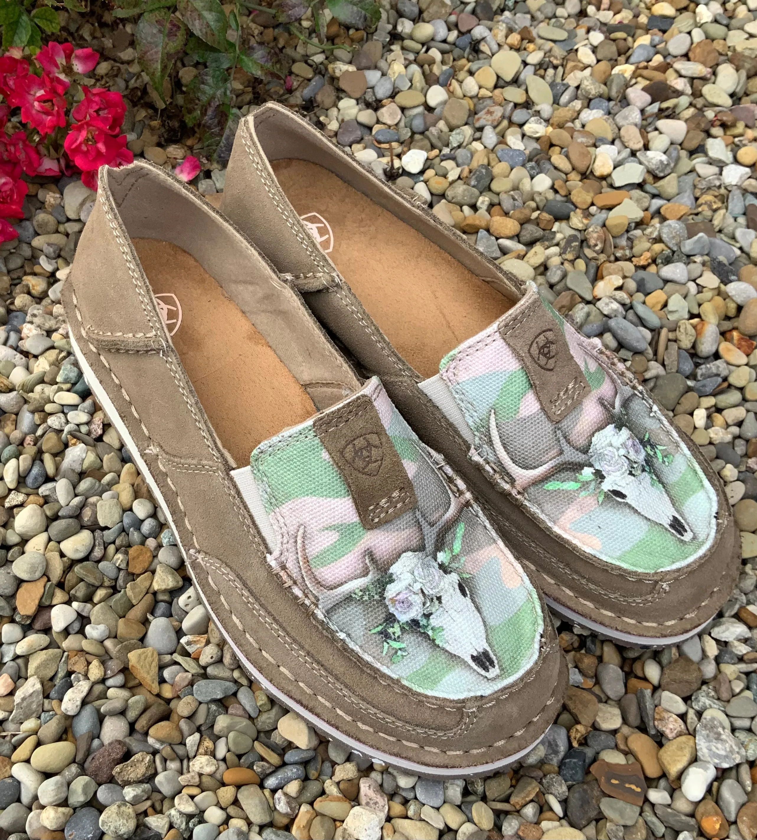 Ariat Women's Brown Relaxed Bark Doe Camo Cruiser Shoes 10042531