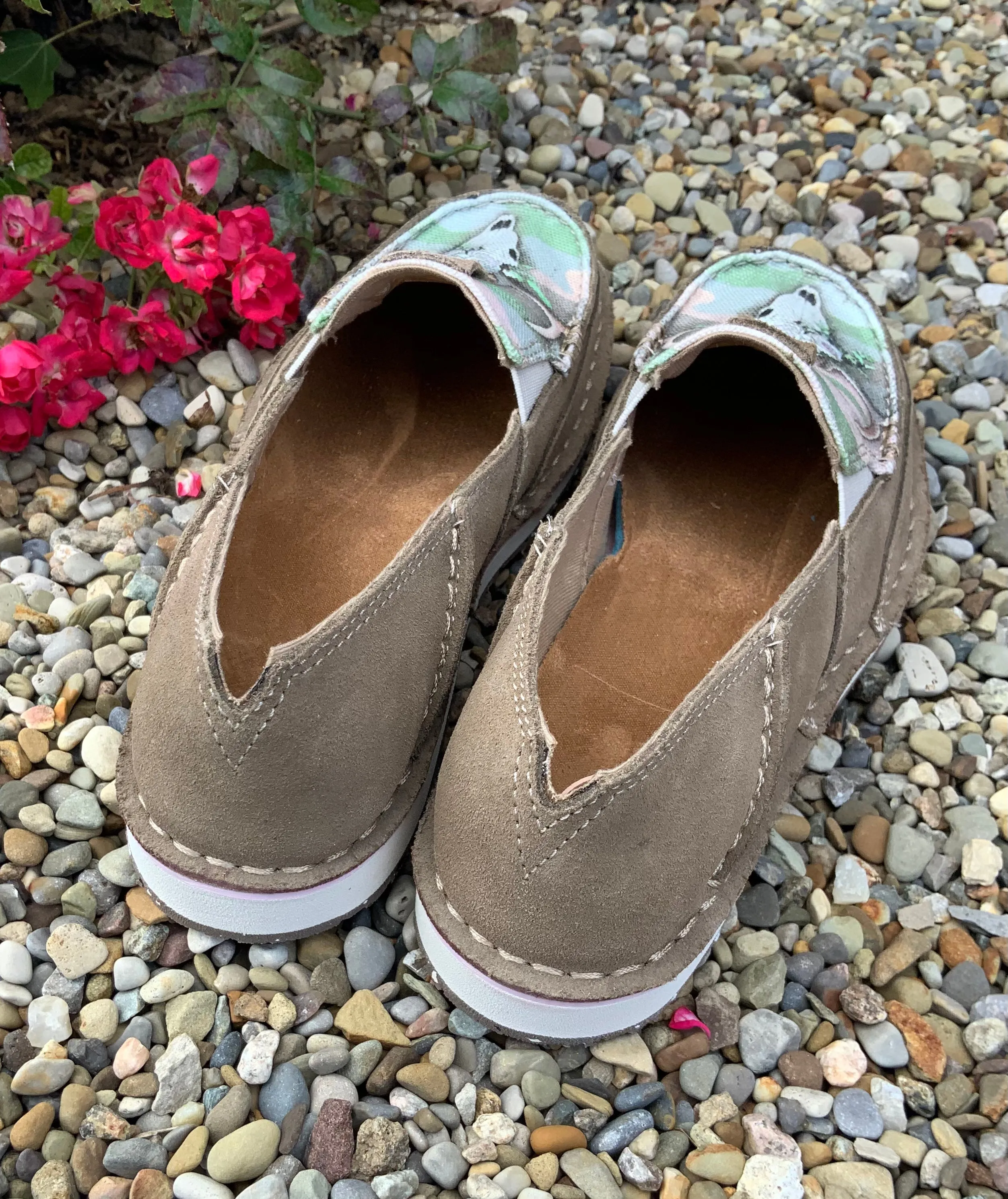 Ariat Women's Brown Relaxed Bark Doe Camo Cruiser Shoes 10042531