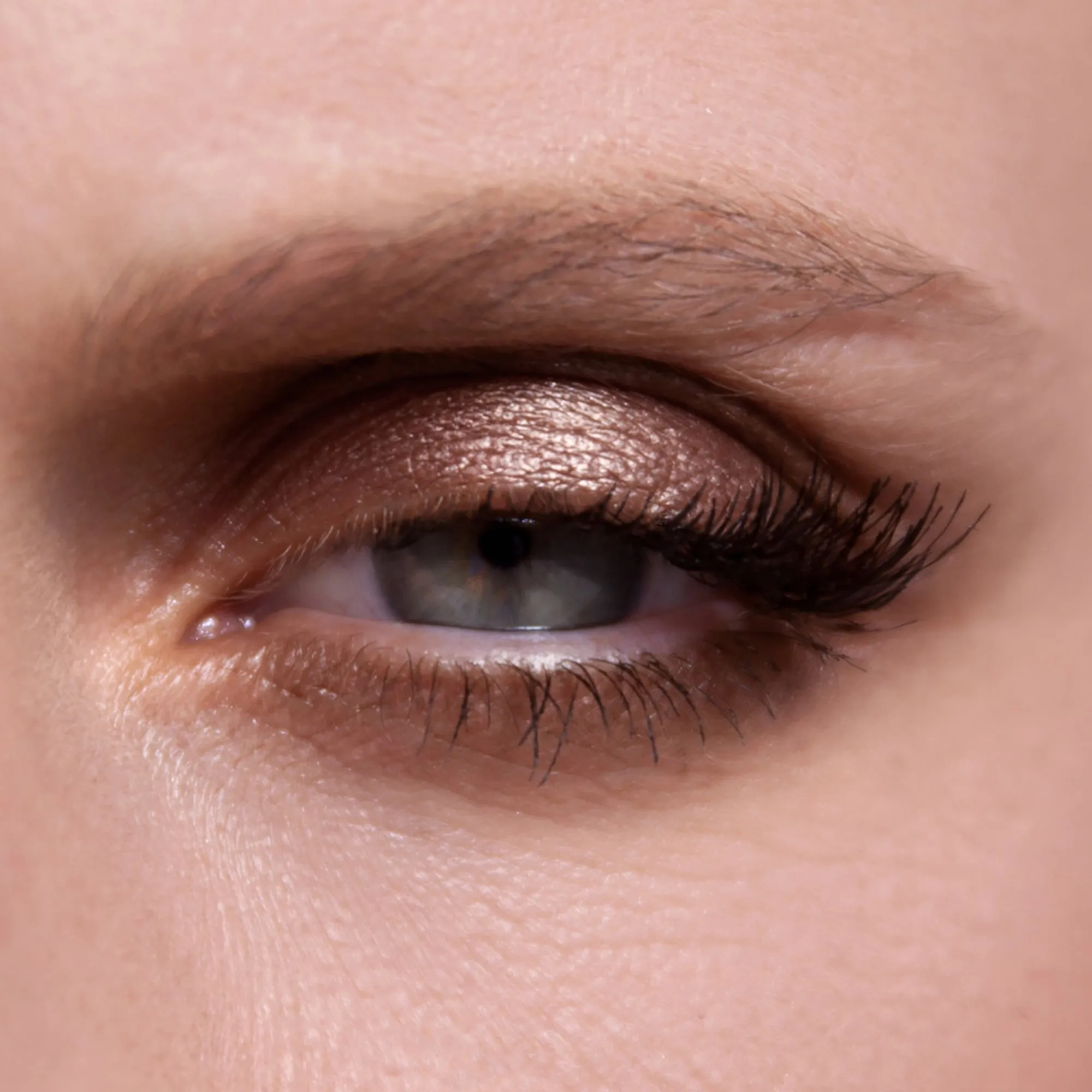 Ash and Ember Eye Soot: Half Light