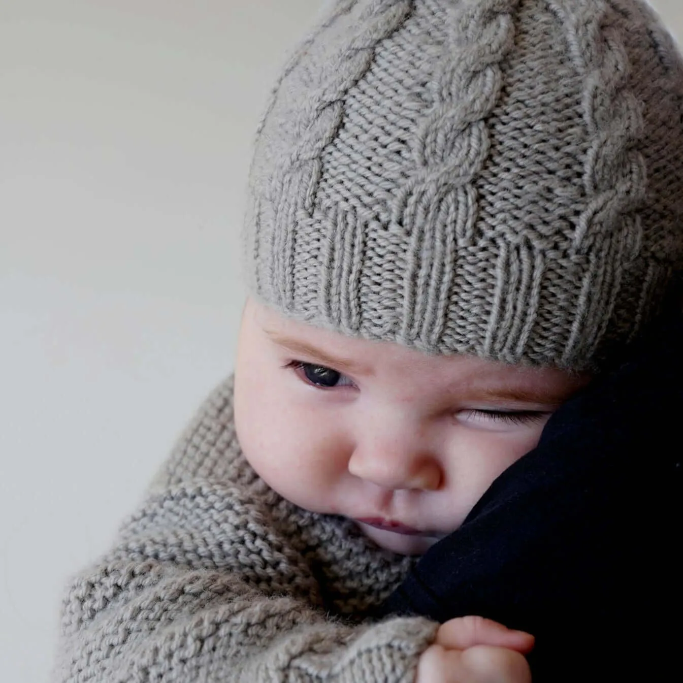 Ashley Sweater & Hat  Knitting Pattern - 8Ply (BC108)