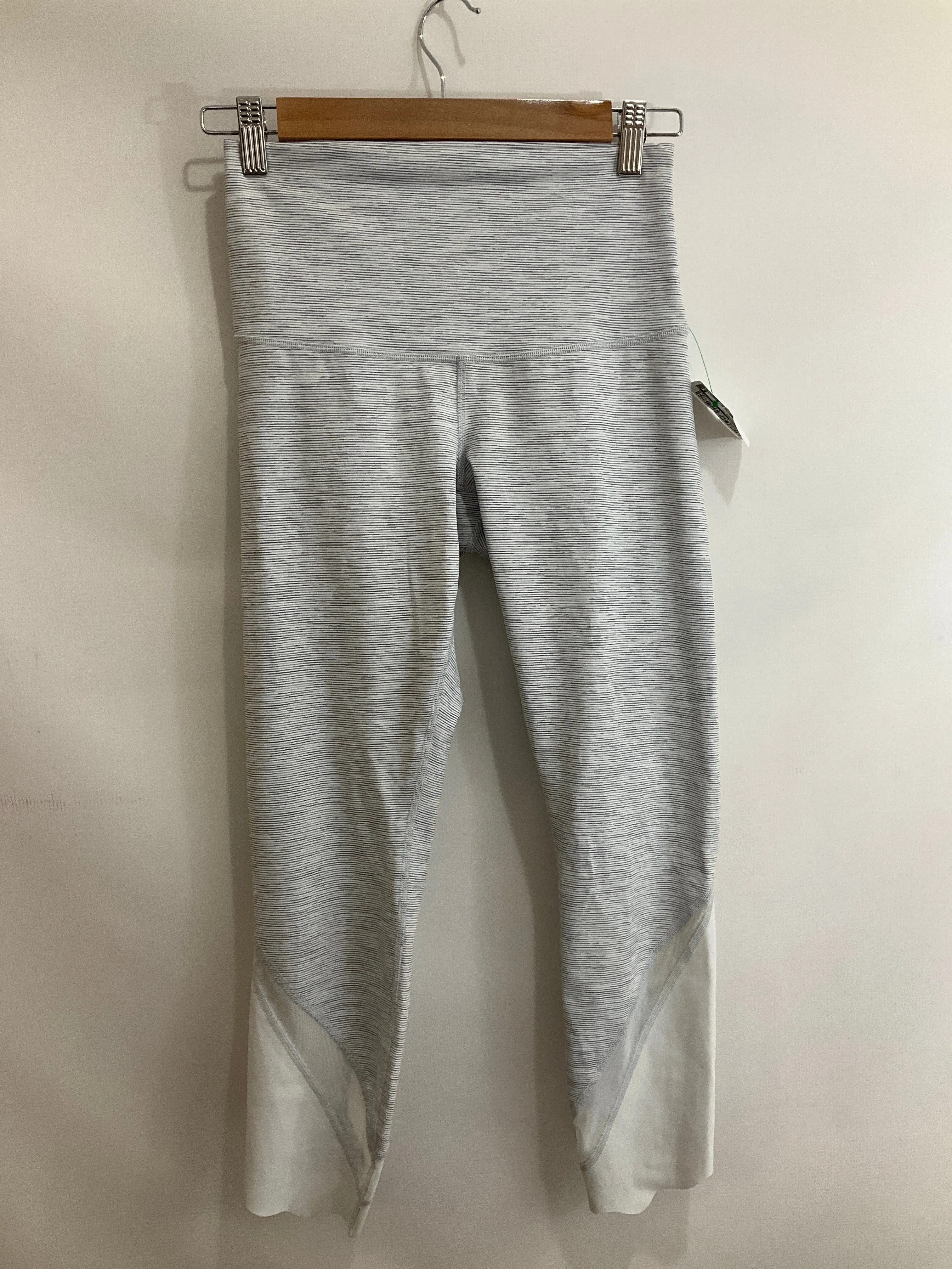 Athletic Capris By Lululemon In Striped Pattern, Size: 6