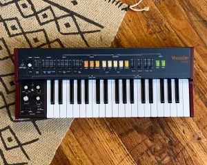 Behringer VC340 Analog Vocoder