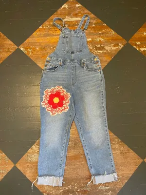 BLUE/RED QUILT FLOWER OVERALLS - 12/31