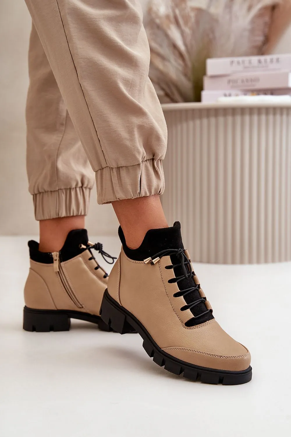 Boots model 199306 Step in style