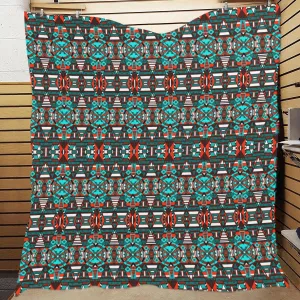 Captive Winter II Quilted Comforter 70"x80"