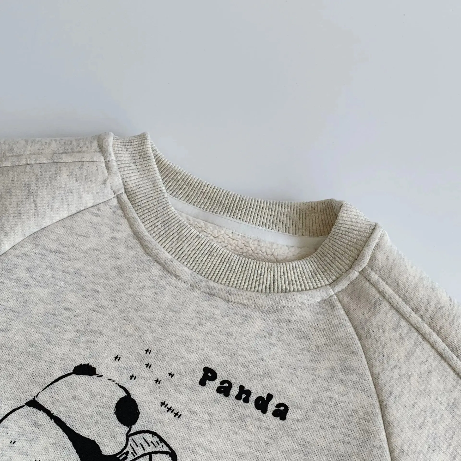 Cartoon Panda Fleece-Lined Sweatshirt