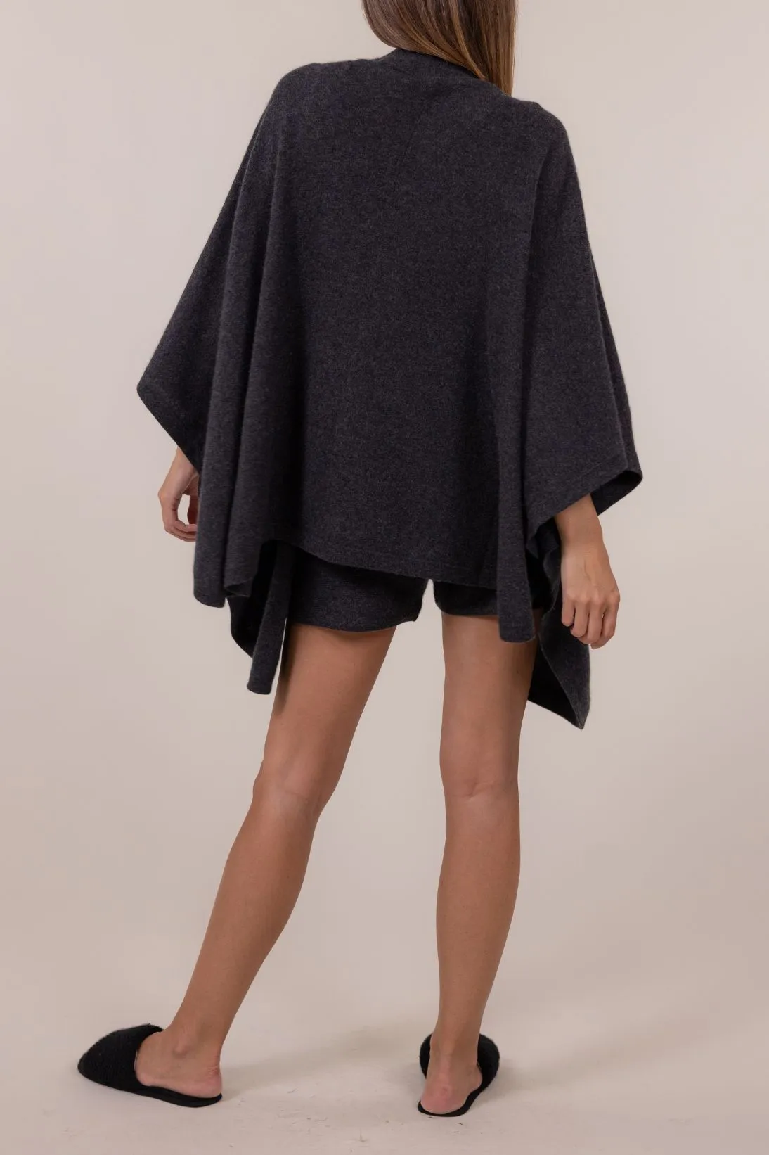 CASHMERE CAPE