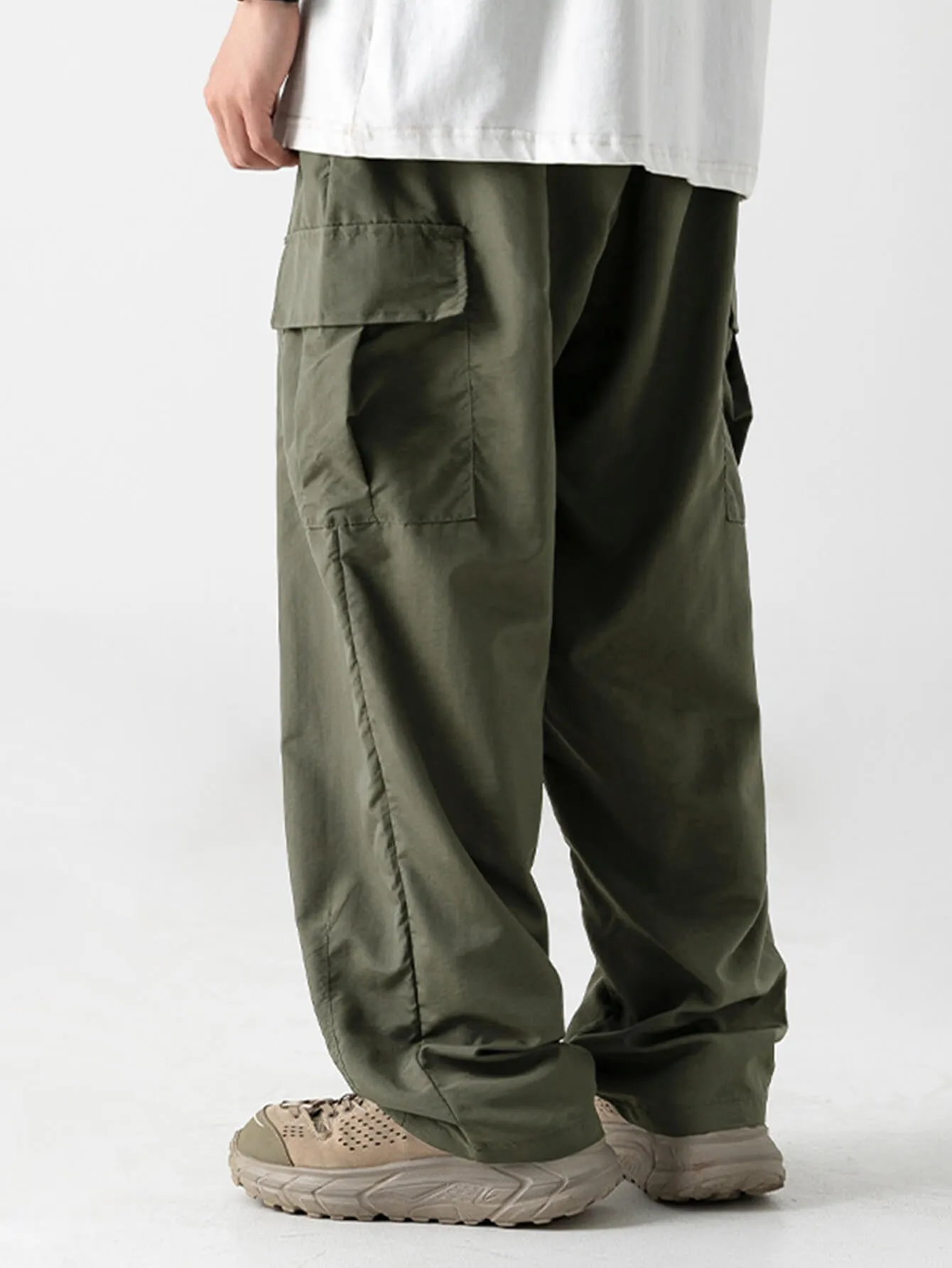 Casual And Versatile Large Pocket Design Pleated Loose Outdoor Trousers