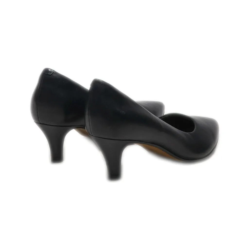 Clarks Collection Kitten Heels Leather Black Colour For Women