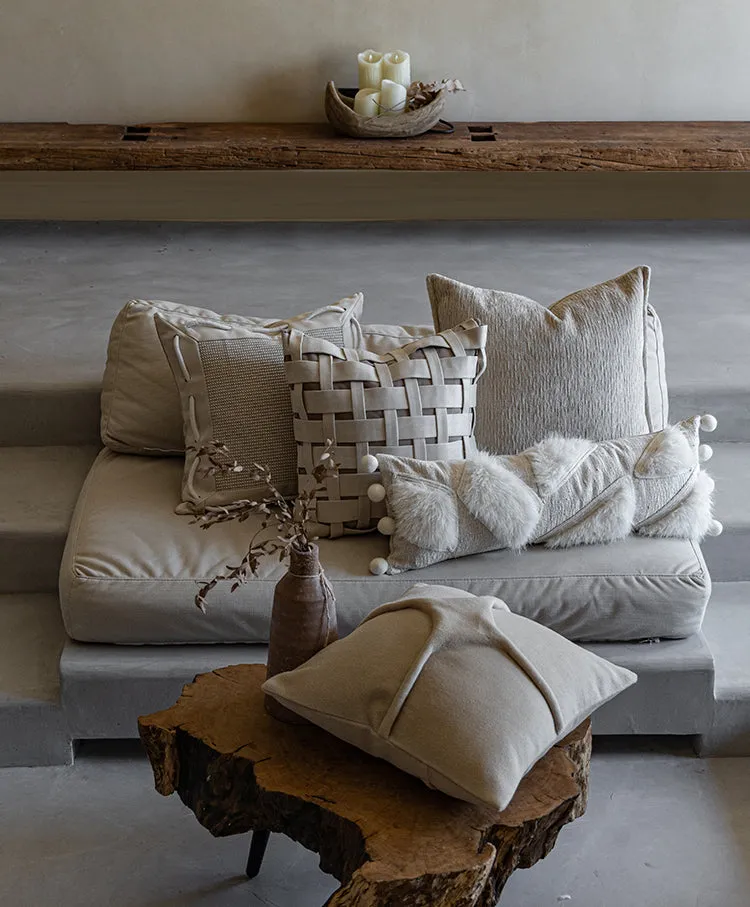 Classic Design Pillow Set
