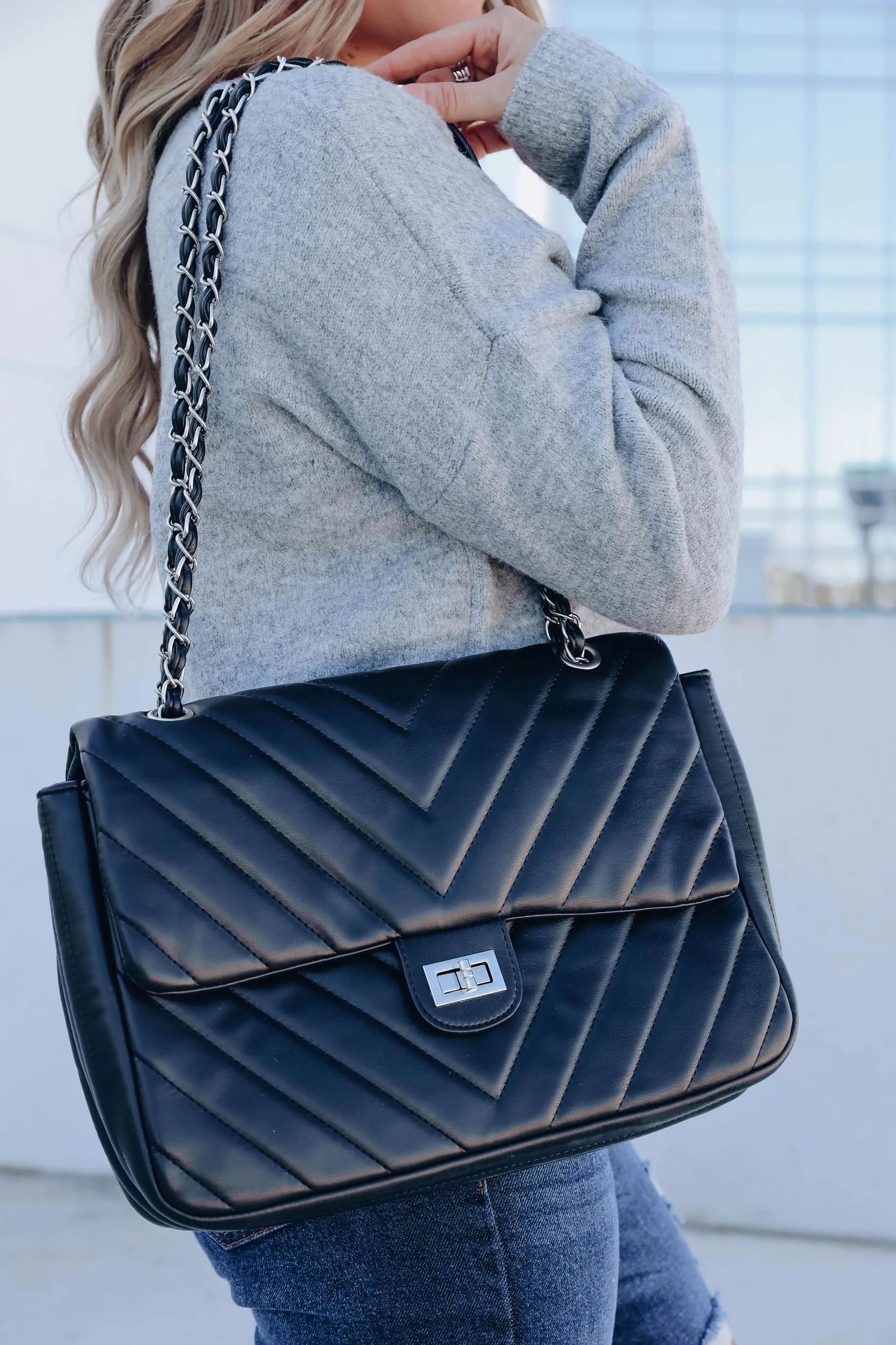 Colossal Quilted Crossbody Purse - Black/Silver