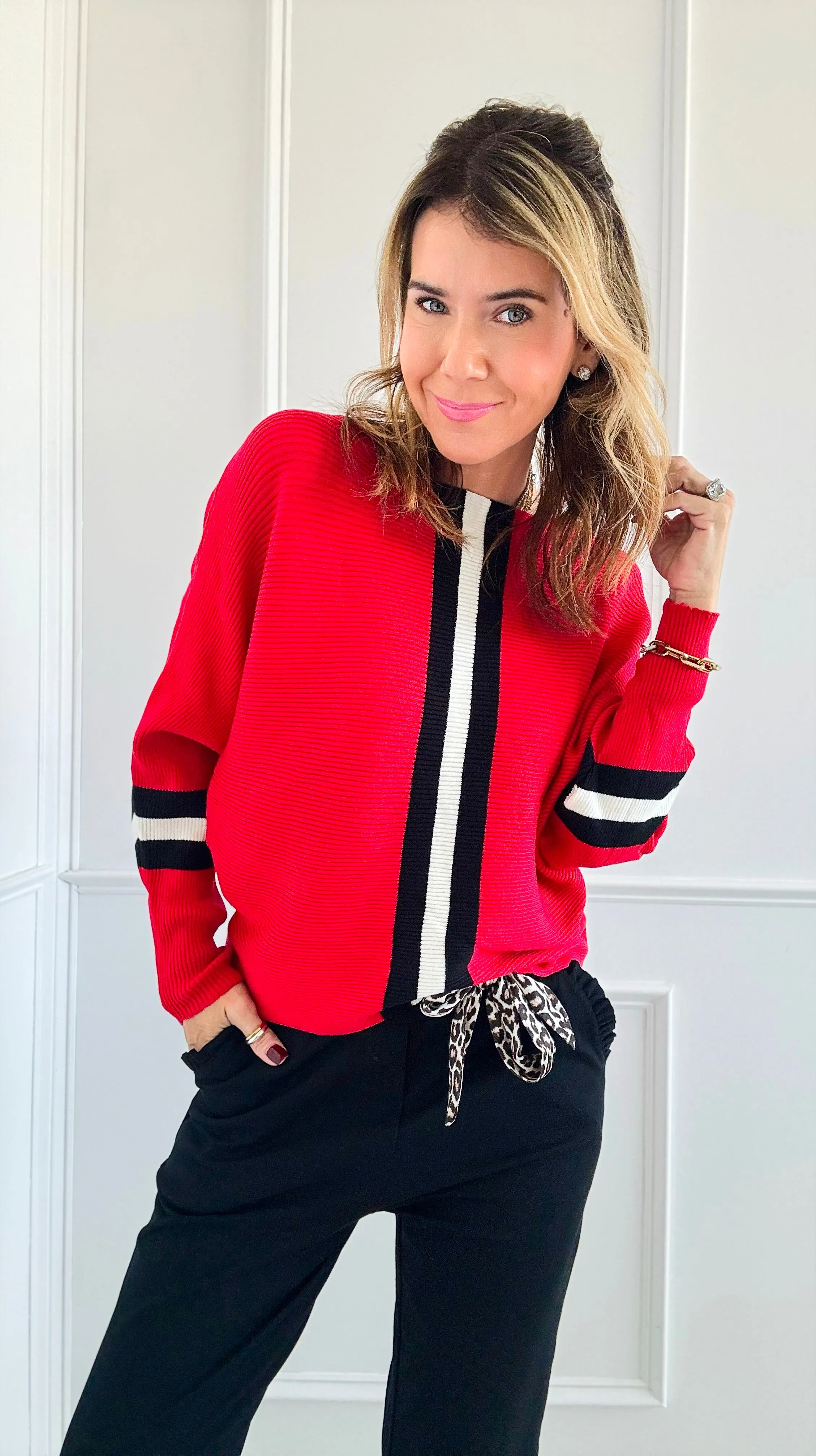 Contrast Striped Detail Knit Pullover- Red