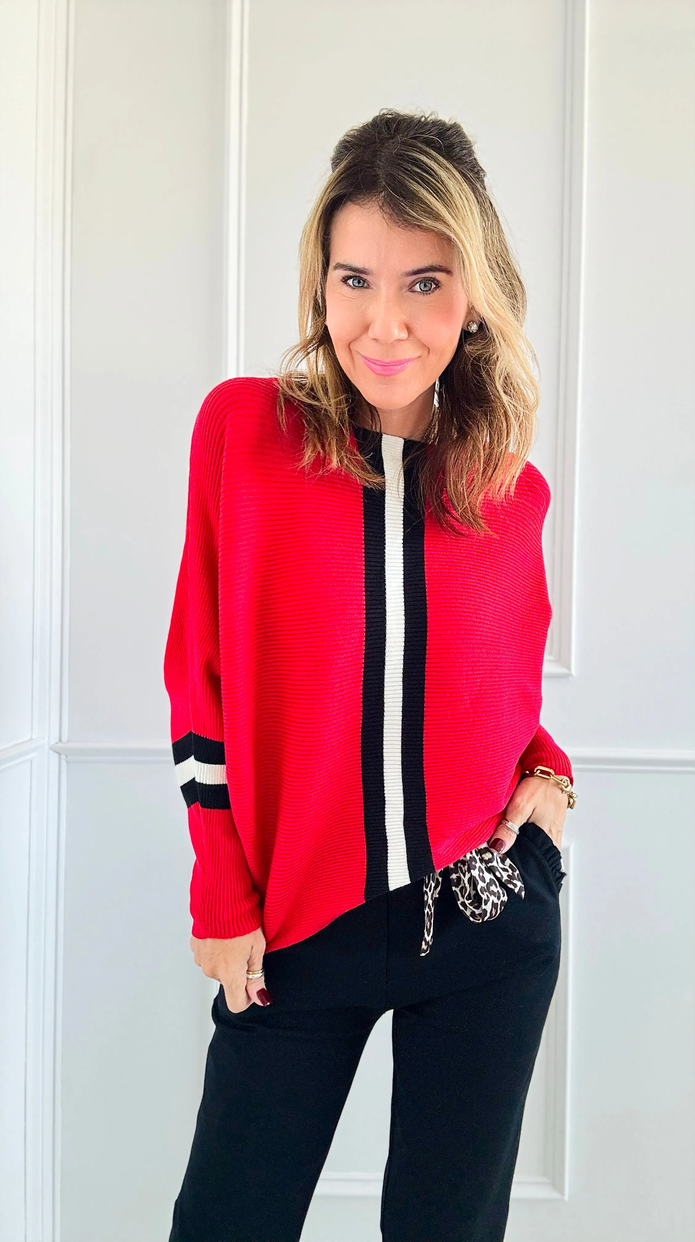 Contrast Striped Detail Knit Pullover- Red