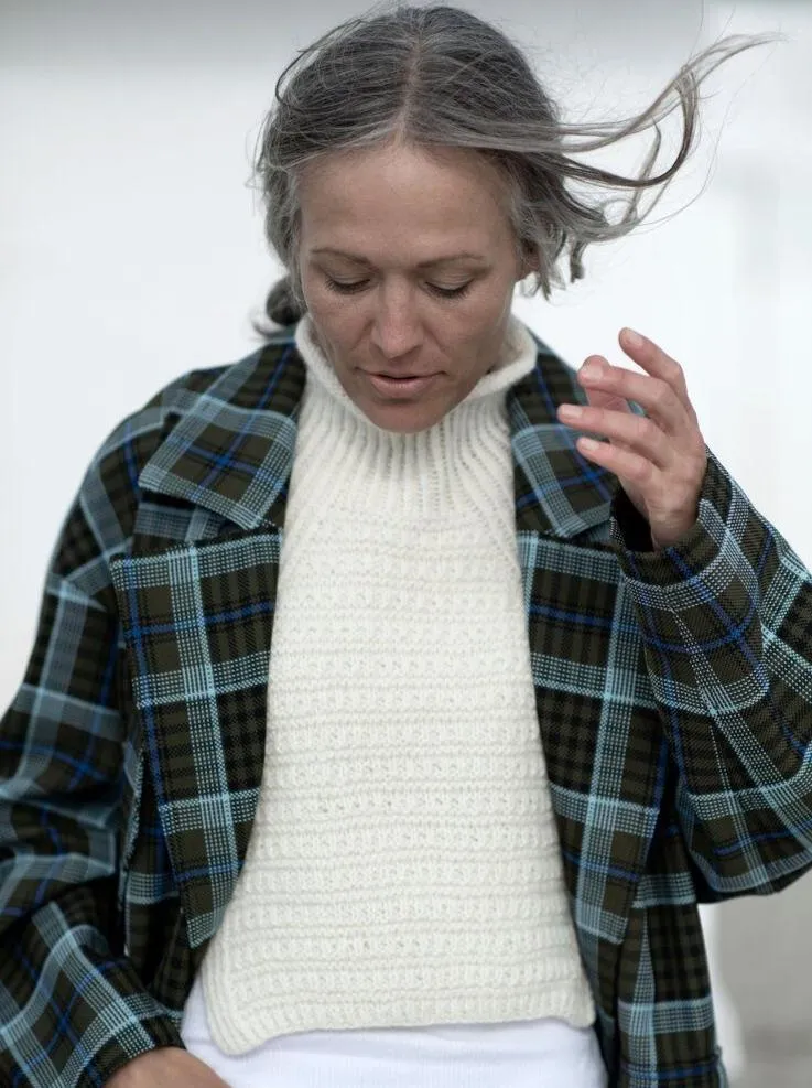 Cozy Cowl by Anne Ventzel, No 2   Silk mohair yarn kit (ex pattern)