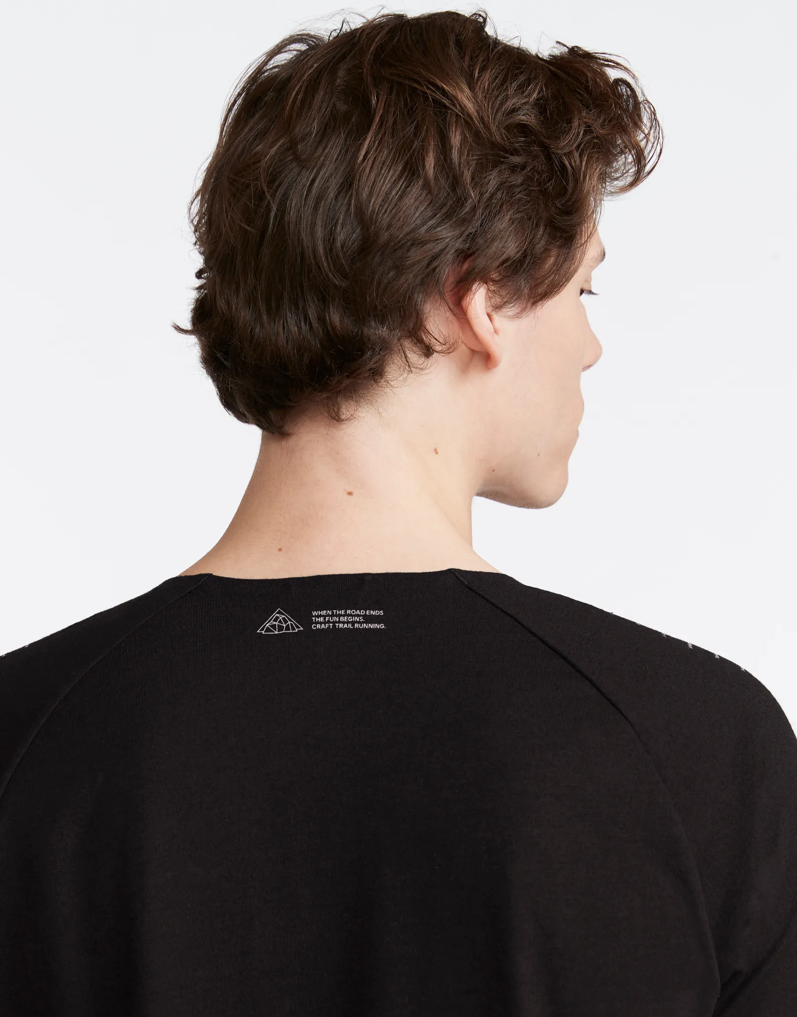 Craft Men&#x27;s Adv Trail Wool Wind Long Sleeve Tee Black/Melange | Buy Craft Men&#x27;s Adv Trail Wool Wind Long Sleeve Tee Black/Melange here | Outnorth