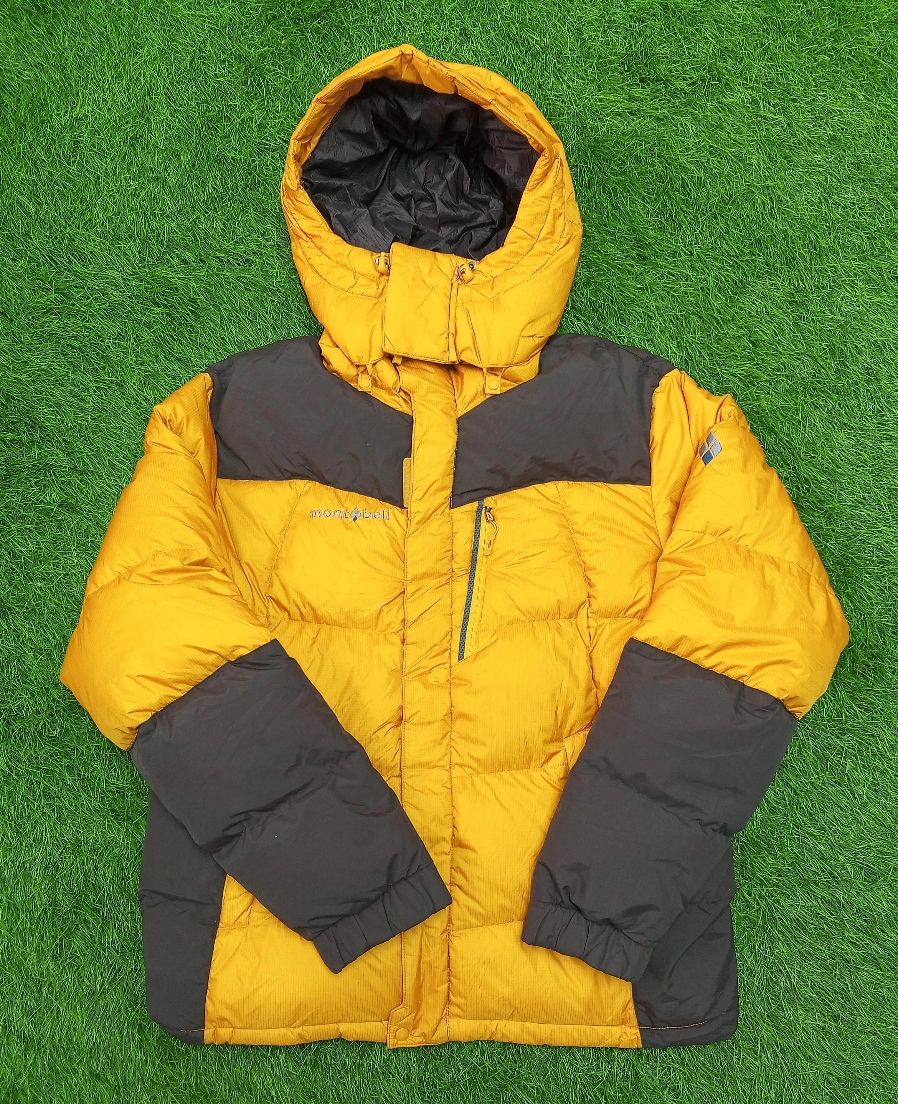 Custom handpick 10 piece mountbell puffers jackets