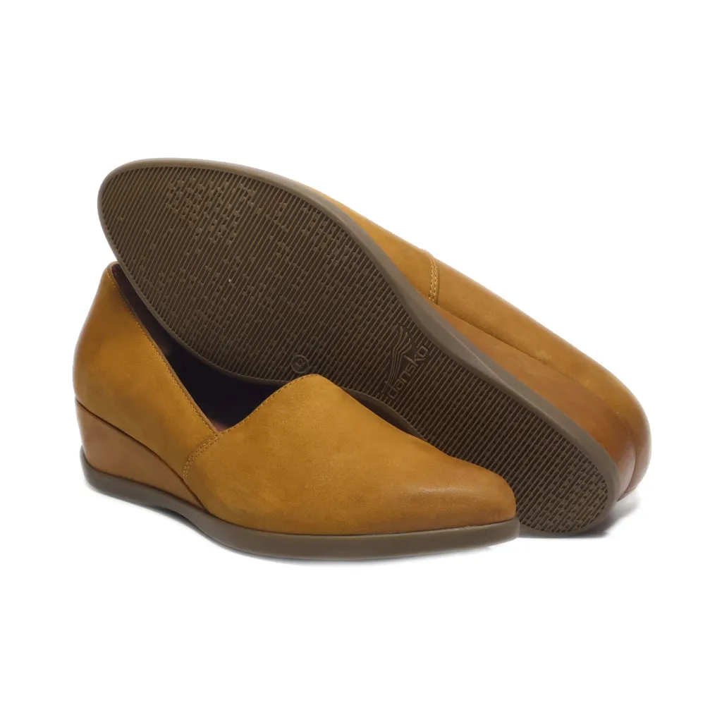 Dansko Wedge Shoes Leather Brown Colour For Women