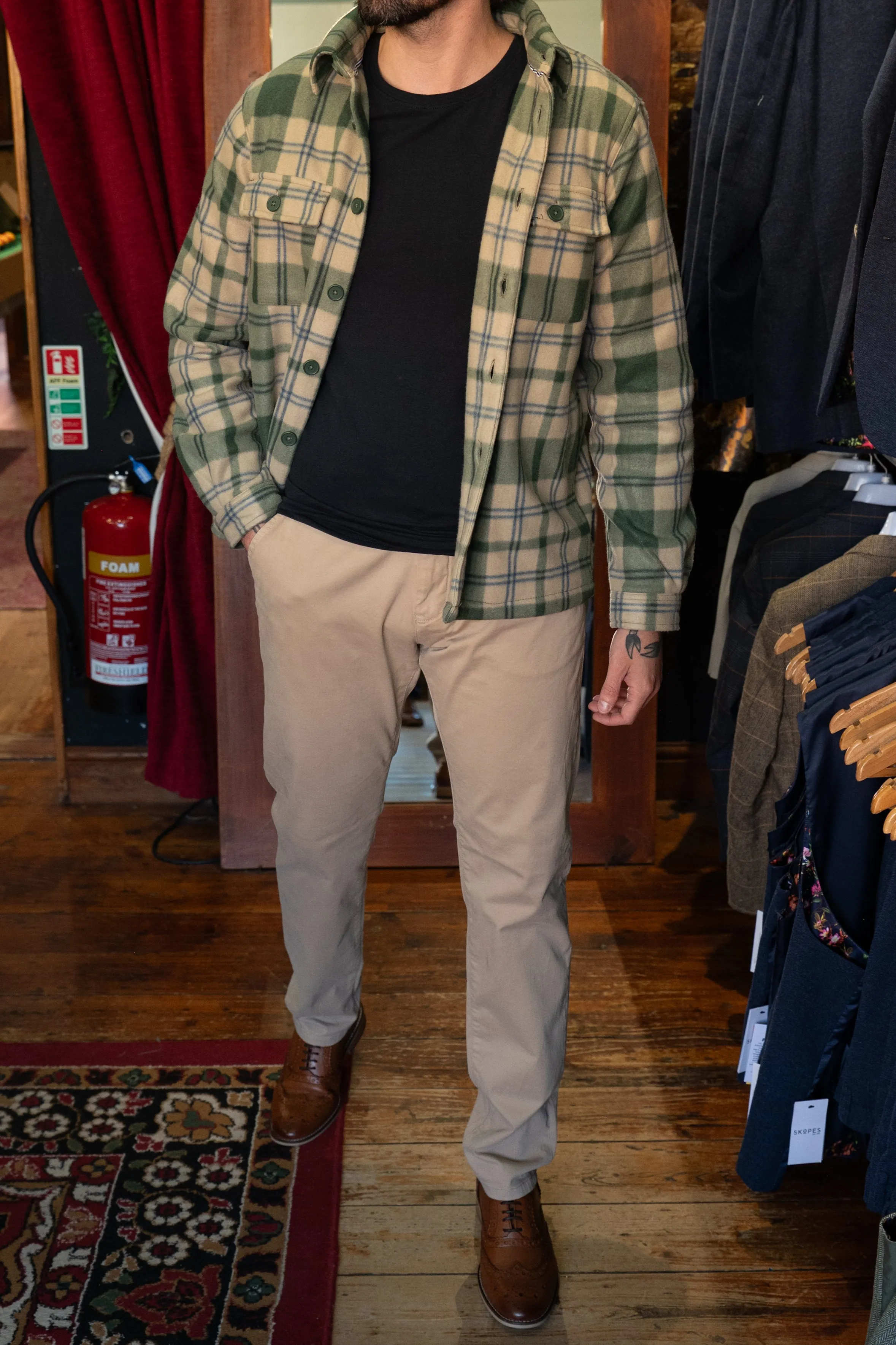 Deep Forest Check Overshirt Casual Look