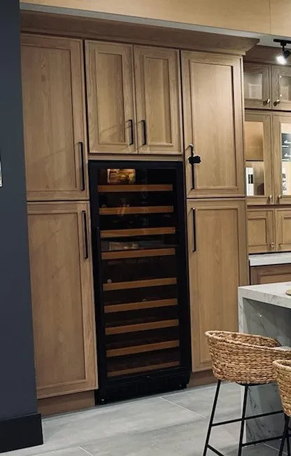 Elegant Oak Craftsman Shaker 1-1/4" Overlay Base Cabinet - One Door - One Drawer 9", 12", 15", 18", 21"