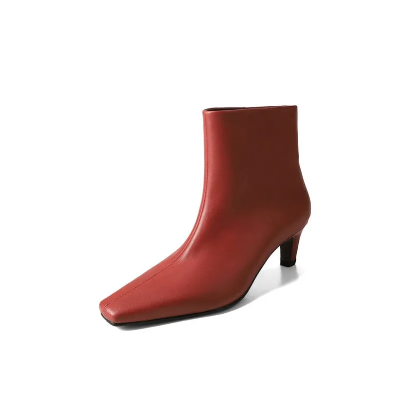 Elegant Point Toe Kitten Heel Ankle Boots Sheepskin Slimming Boots in Black/Red