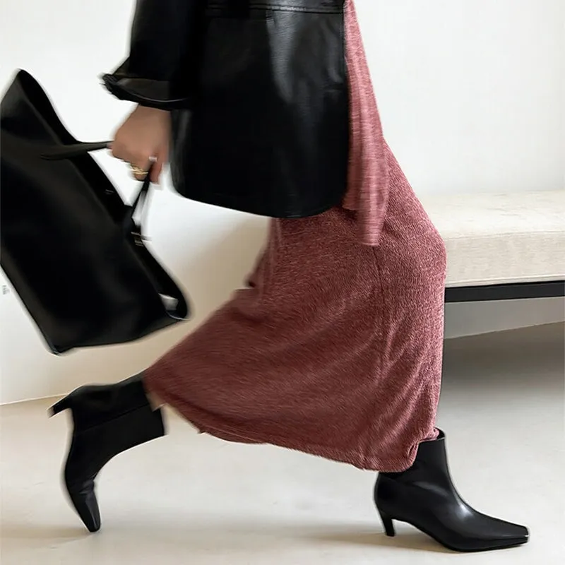 Elegant Point Toe Kitten Heel Ankle Boots Sheepskin Slimming Boots in Black/Red