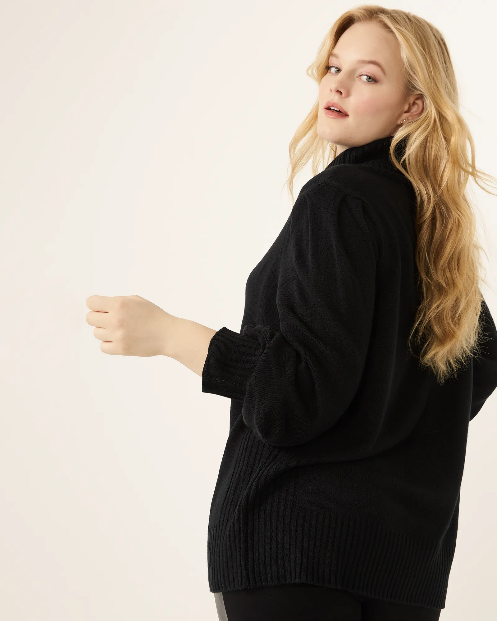 Elena Balloon-Sleeve Turtleneck | Black