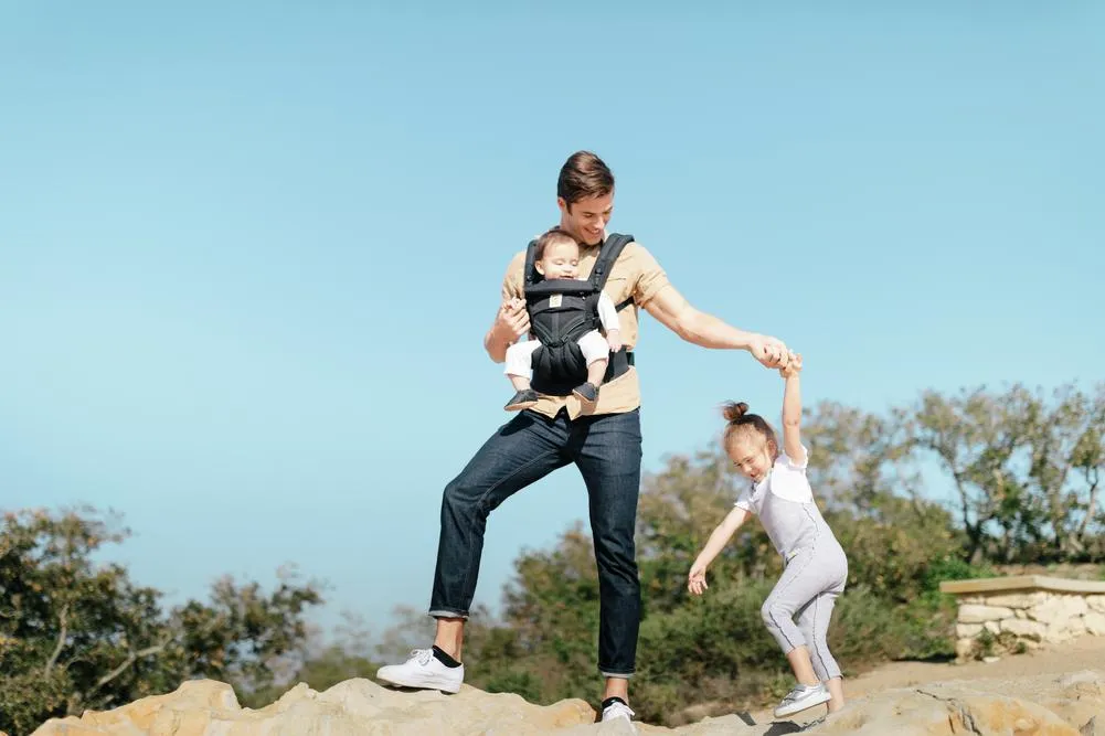 Ergobaby Omni 360 Cool Air Mesh Carrier - Onyx Black
