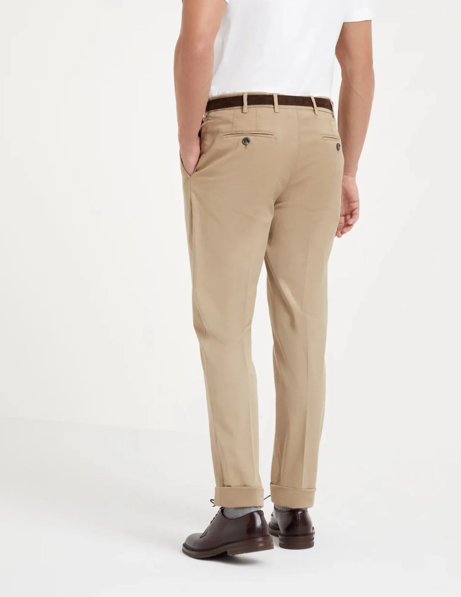 Garment-dyed Italian fit trousers | Brown