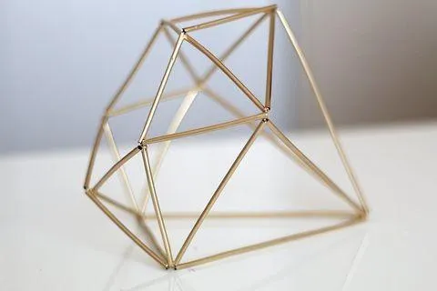 Geometric 6.5" Planter Glass Diamond Terrarium frame (Gold) No glass