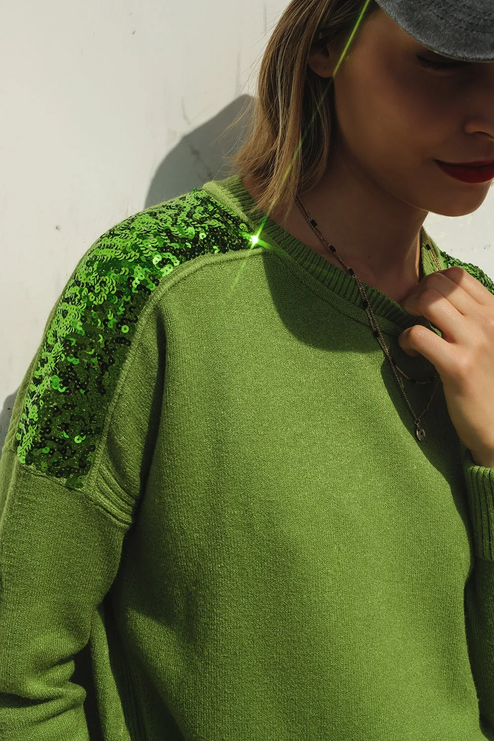 Green Long Sleeves Sweater With Sequins on The Shoulders