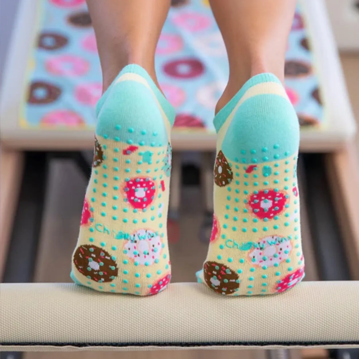 Grippy Socks - Donuts (Barre / Pilates)