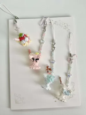 [Hand Knitted] Sugar Frost Cups Phone or Bag Charm