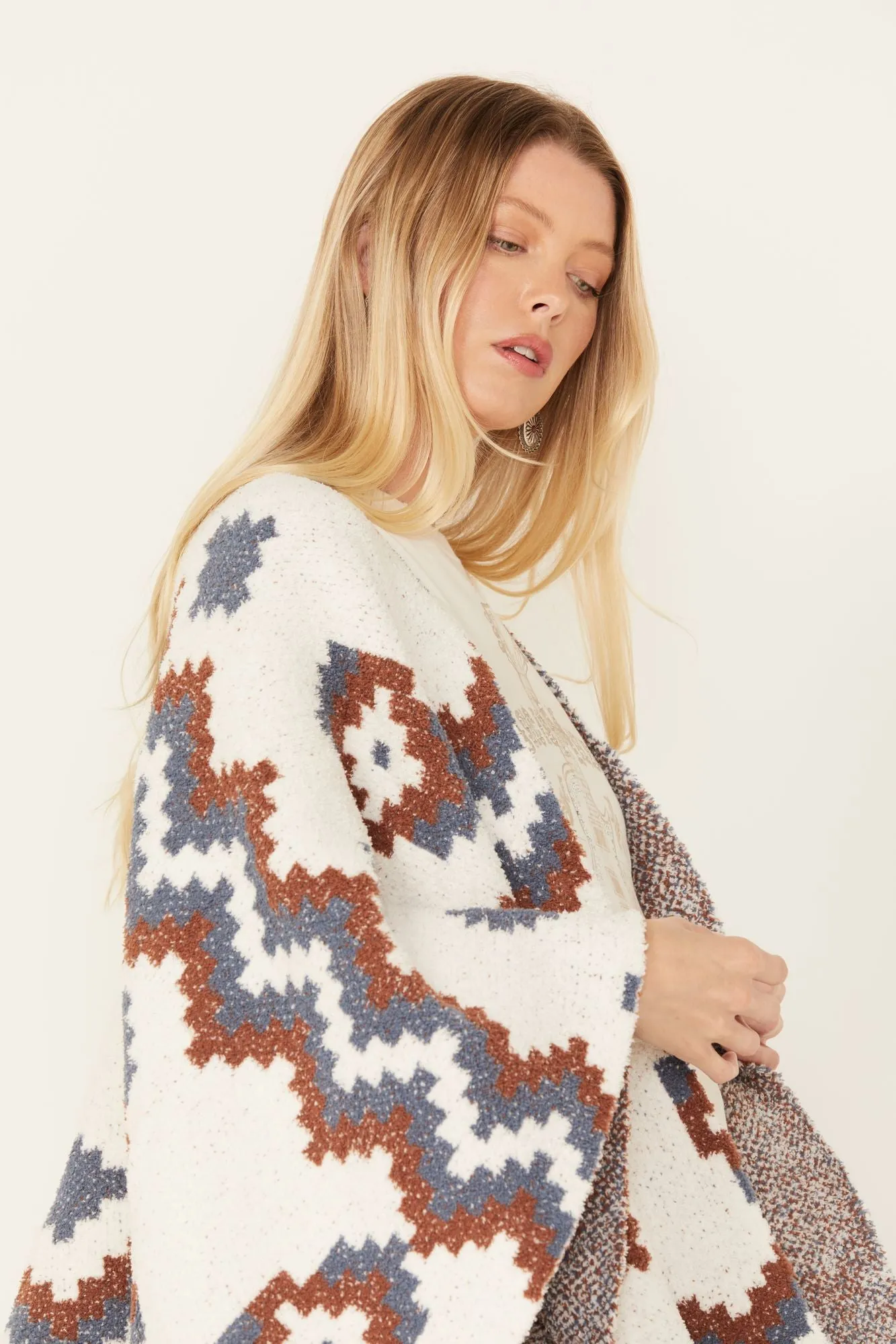 Hays Elm Cozy Shawl