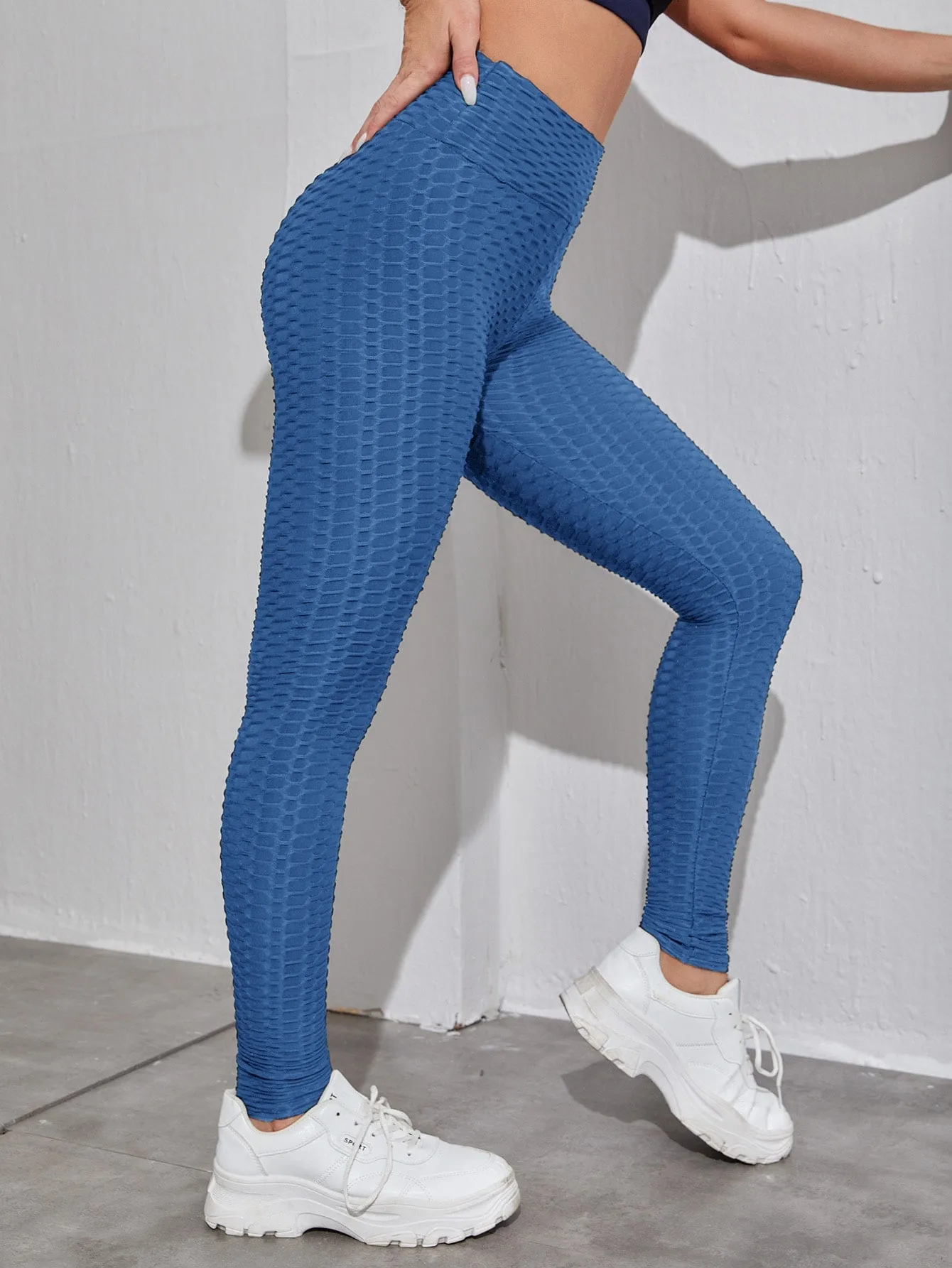 Honeycomb Textured Solid Color Sports Leggings