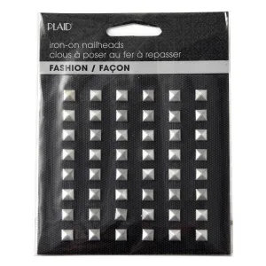 Hot Fix Iron On - Nailhead Pyramid Shiny Silver