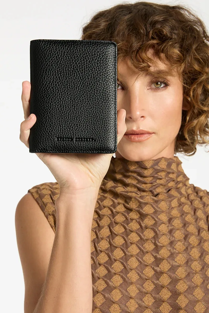 IN TRANSIT TRAVEL WALLET (Black)
