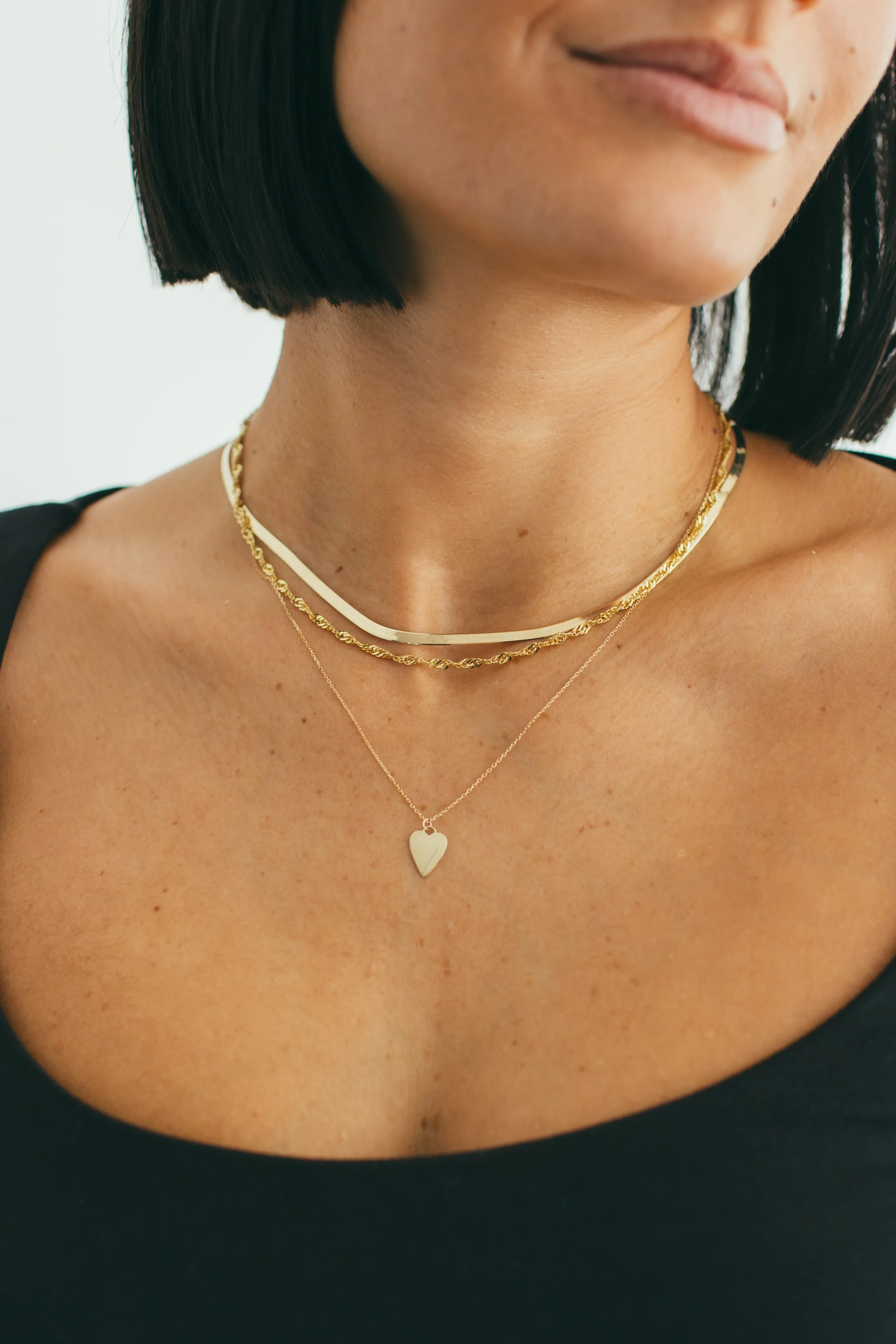 JJ x Chantel Carreira Personalized Gold Elongated Heart Necklace