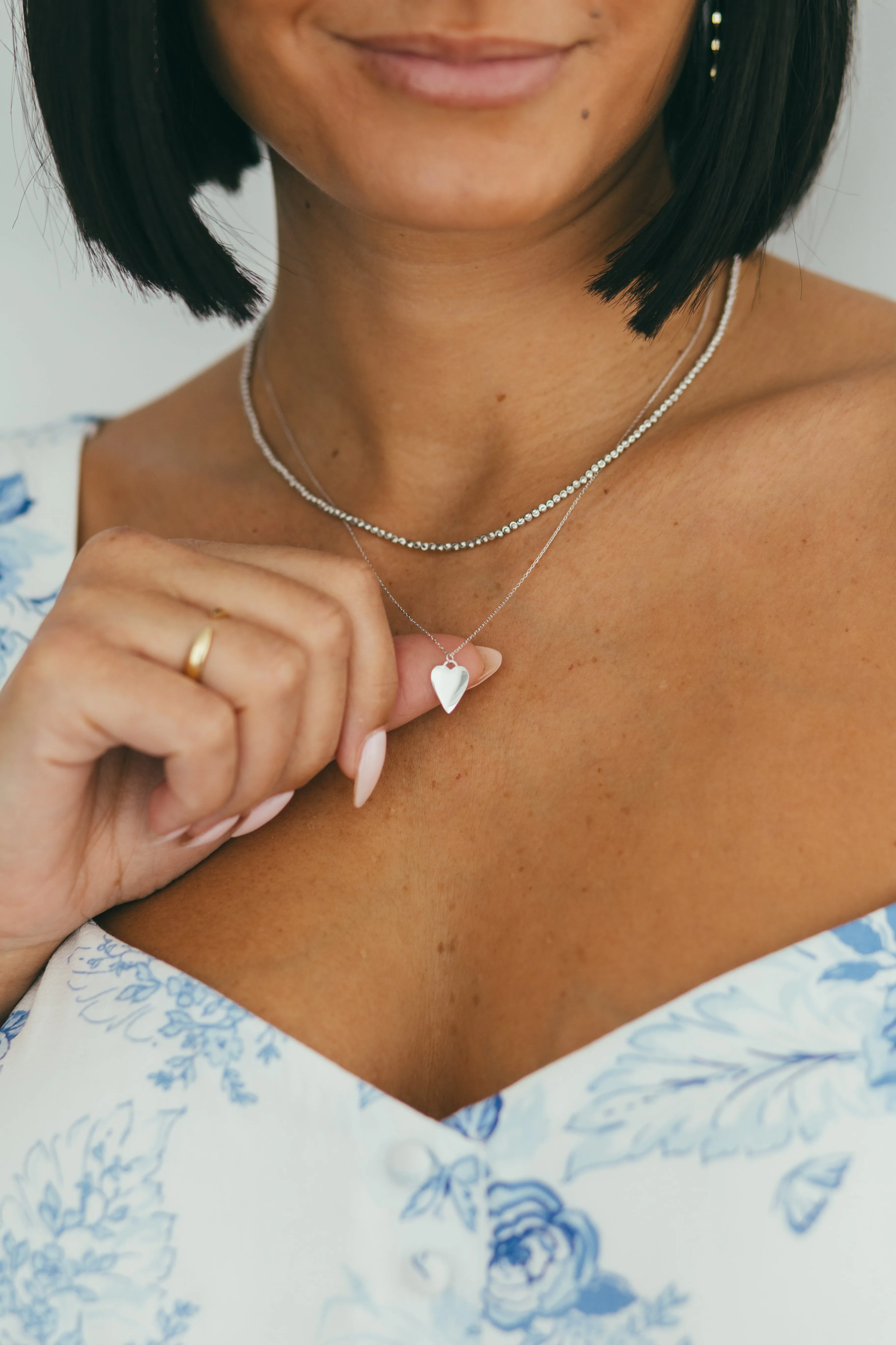 JJ x Chantel Carreira Personalized Gold Elongated Heart Necklace