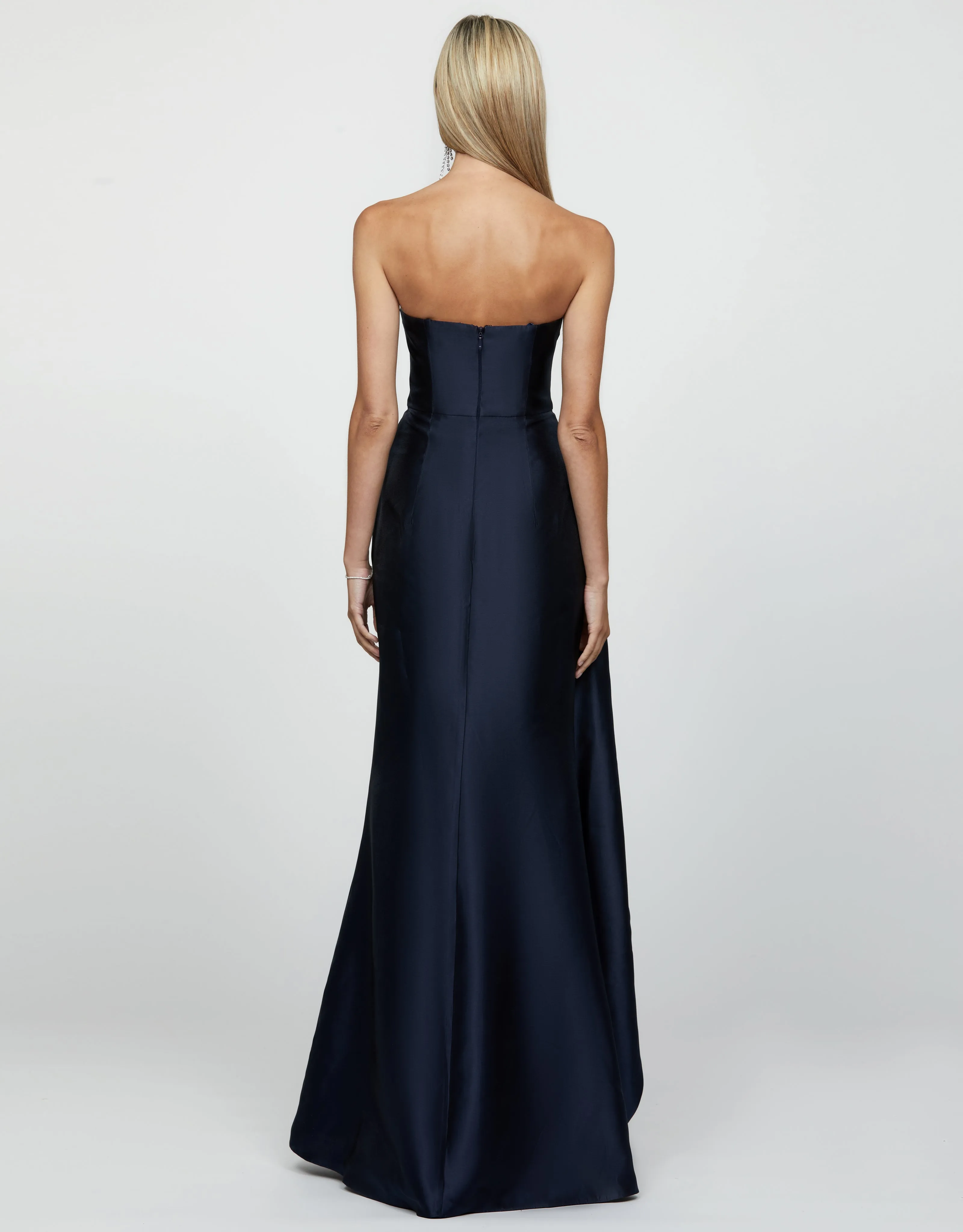 Kasery Asymmetric Gown