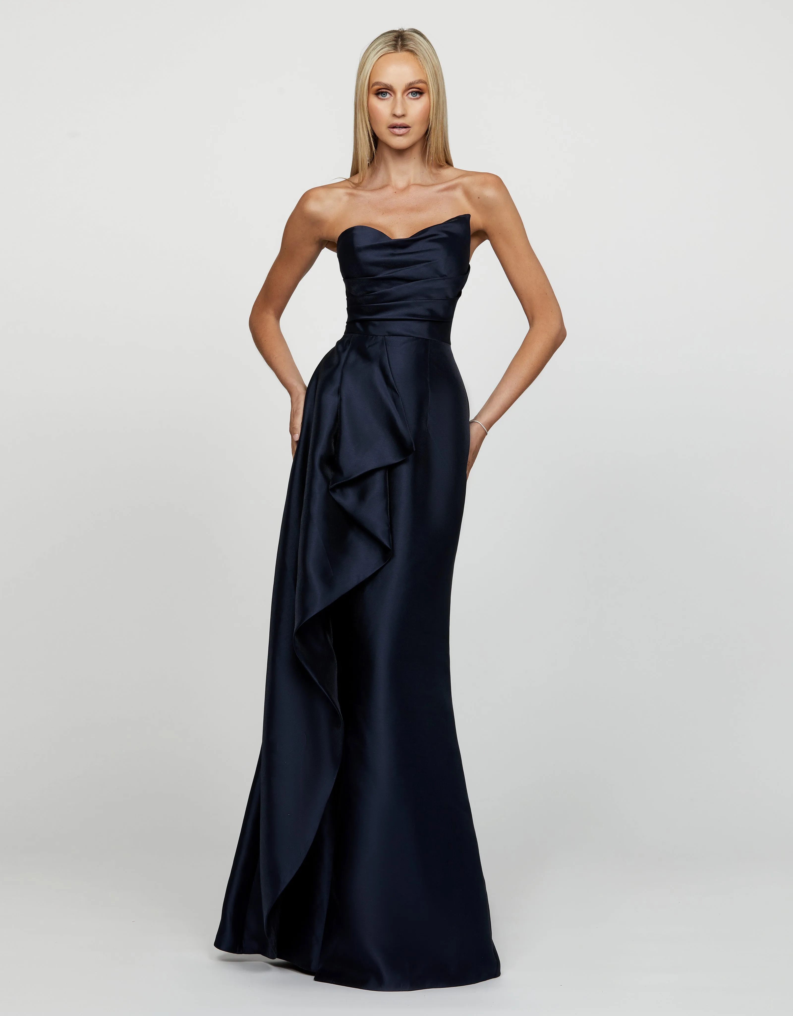 Kasery Asymmetric Gown