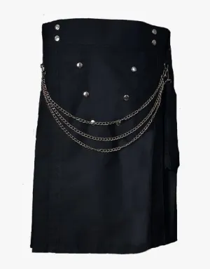 KILTS IN MODERN BLACK FASHION WITH CHAIN