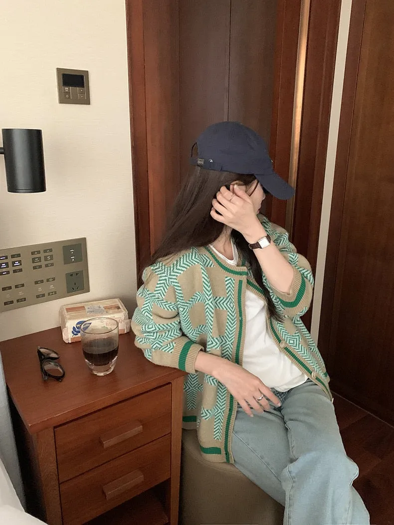 [Korean Style]  Contrast Color Pattern Knitted Cardigan