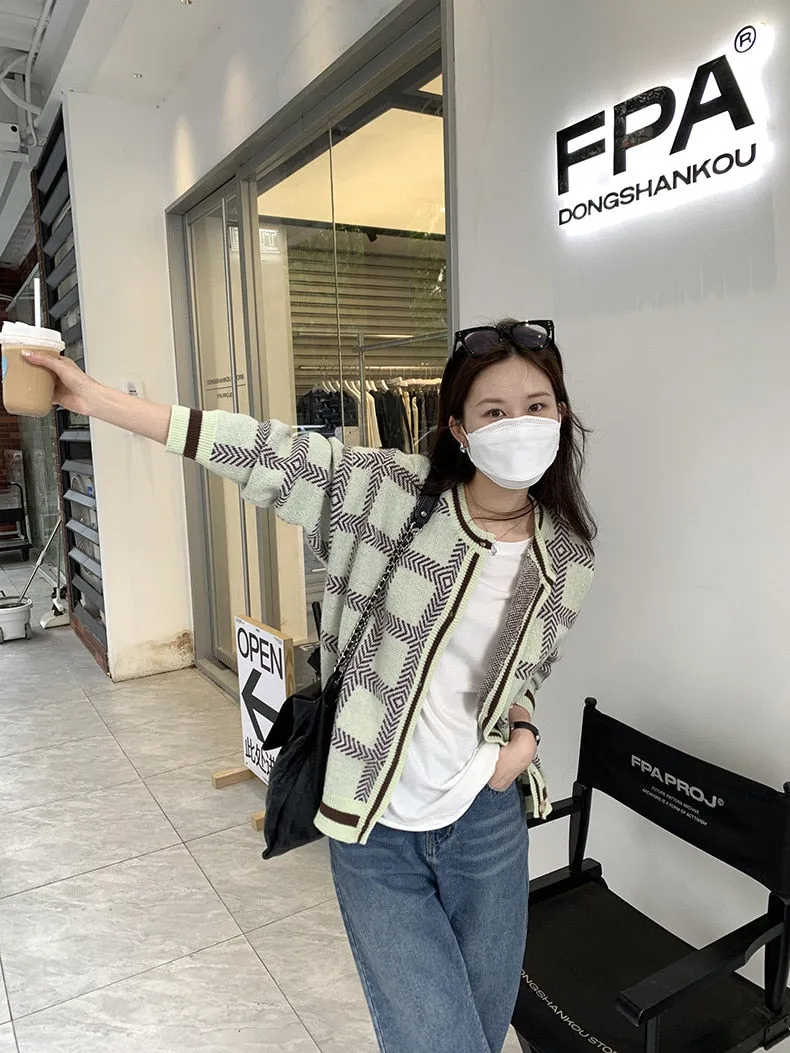 [Korean Style]  Contrast Color Pattern Knitted Cardigan
